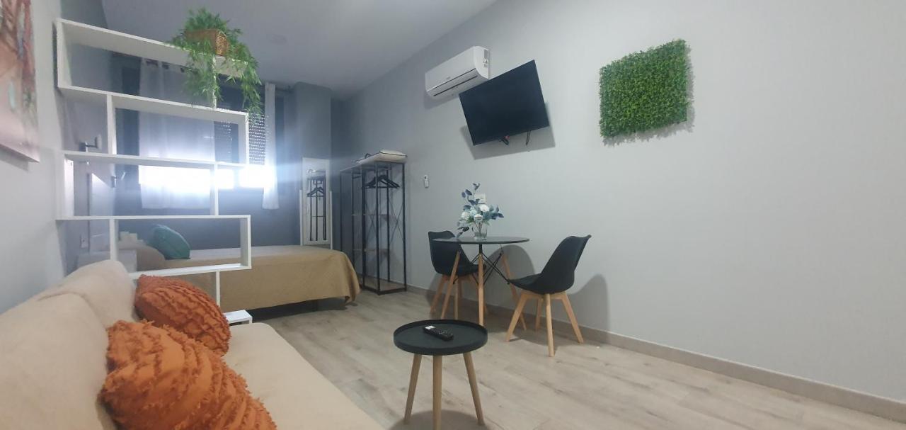 Apartamentos Las Trece Llaves Jacuzzi Bajo Reserva Mérida Exterior photo