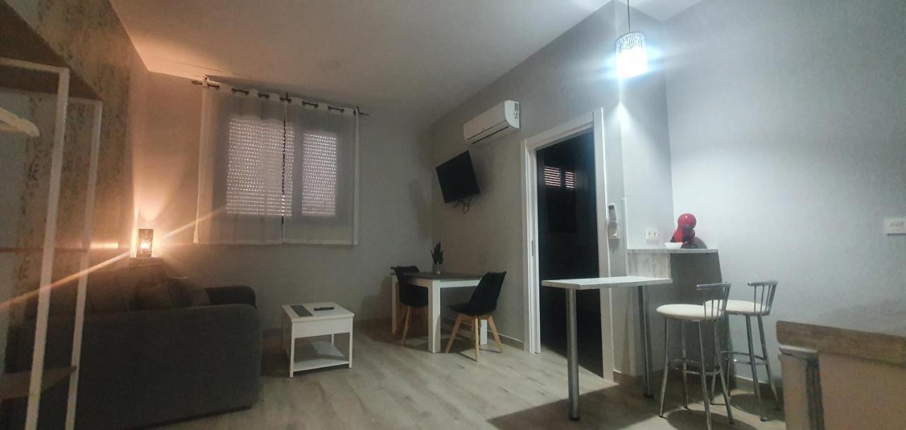 Apartamentos Las Trece Llaves Jacuzzi Bajo Reserva Mérida Exterior photo