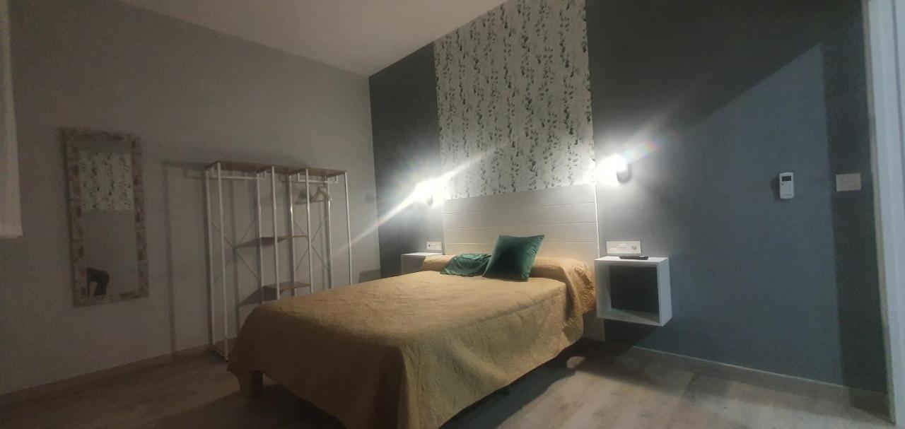 Apartamentos Las Trece Llaves Jacuzzi Bajo Reserva Mérida Exterior photo